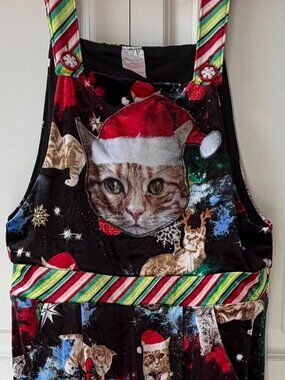 CHRISTMAS CAT overalls! Need I say more?!